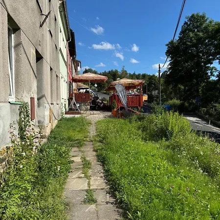 V Jáchymově Pro 4 Osoby, Free Wifi